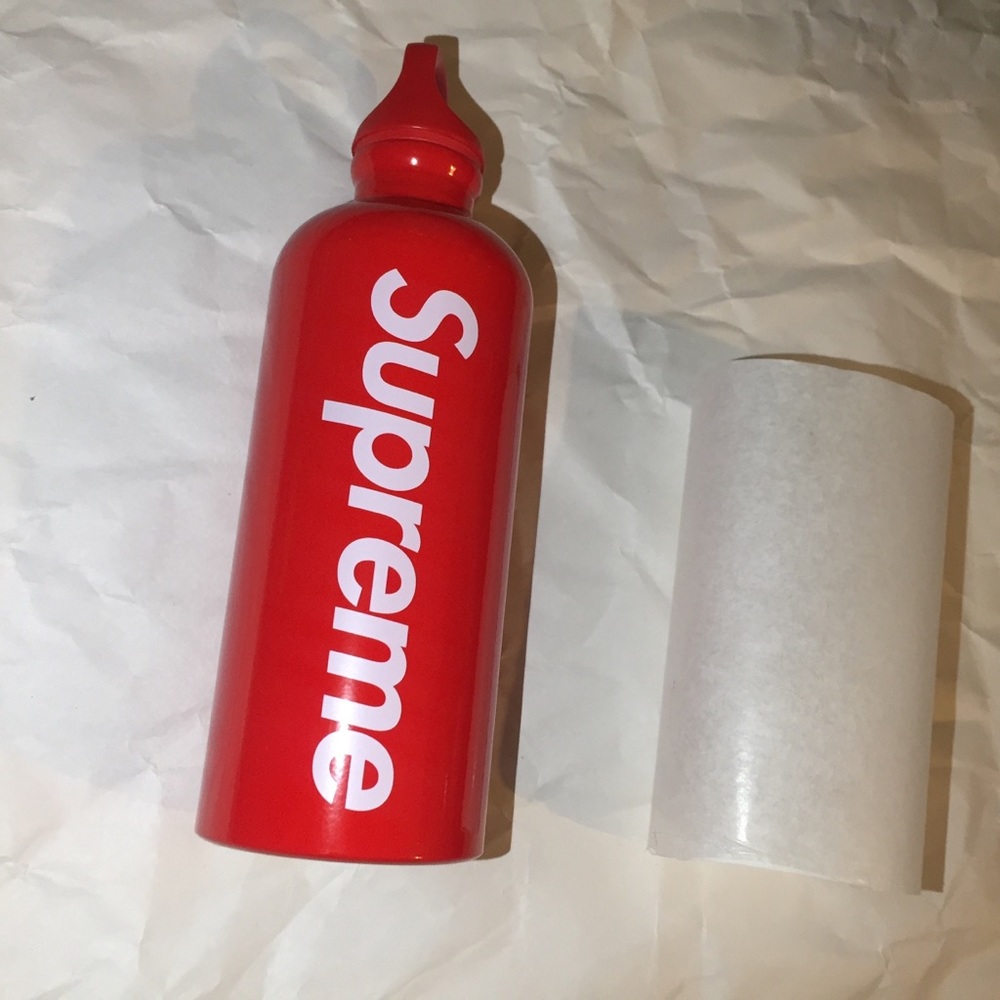 Supreme SIGG water bottle